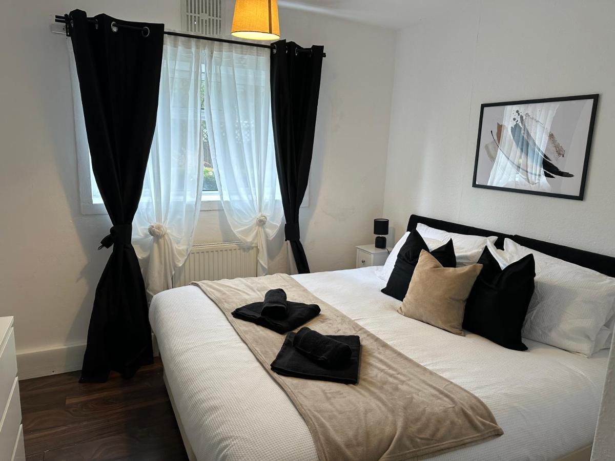 Lovely 2Bedroom 4Mins From Wimbledon Station London Eksteriør bilde