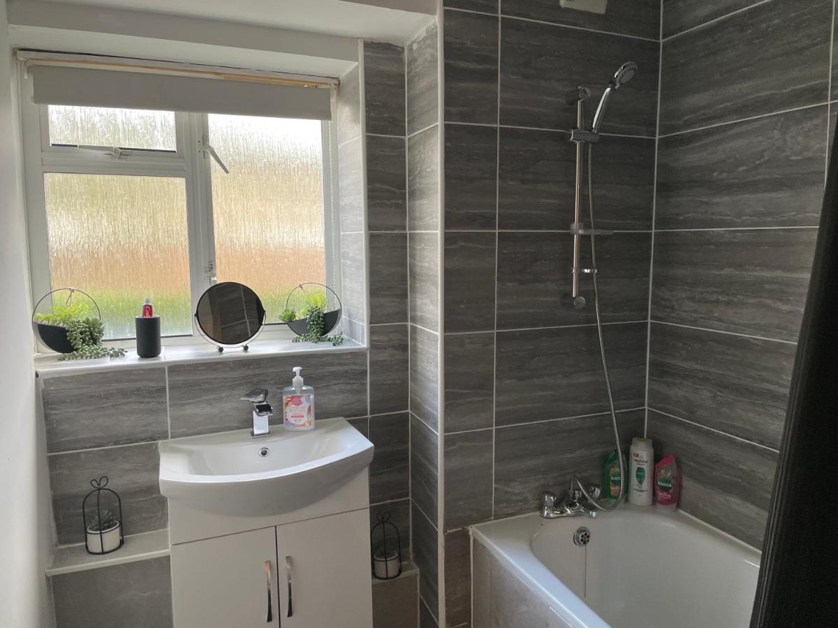 Lovely 2Bedroom 4Mins From Wimbledon Station London Eksteriør bilde
